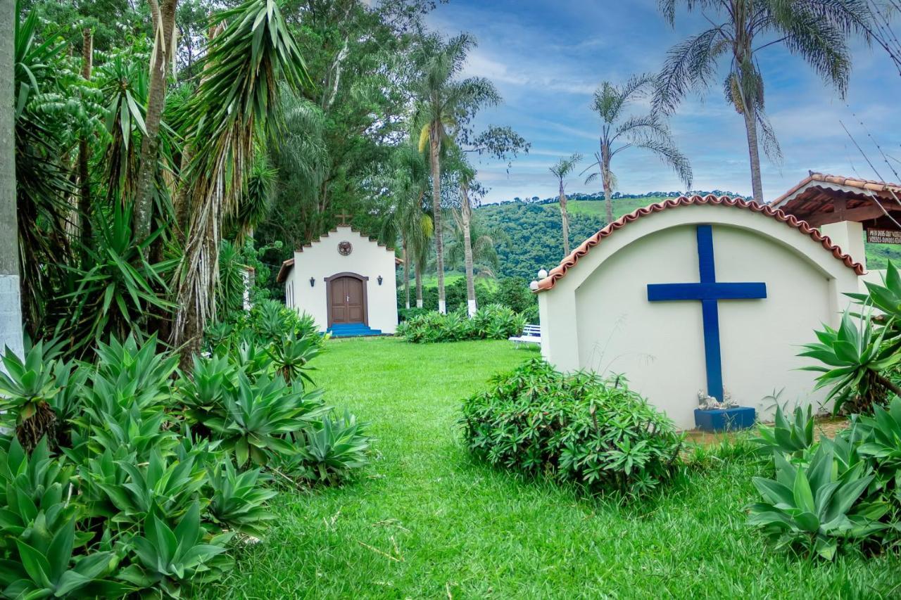 Fazendinha Nossa Senhora Da Medalha Milagrosa Villa Ouro Fino  Exterior foto
